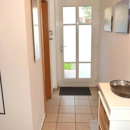 Zum Leuchtturm 10 Nr 05 *